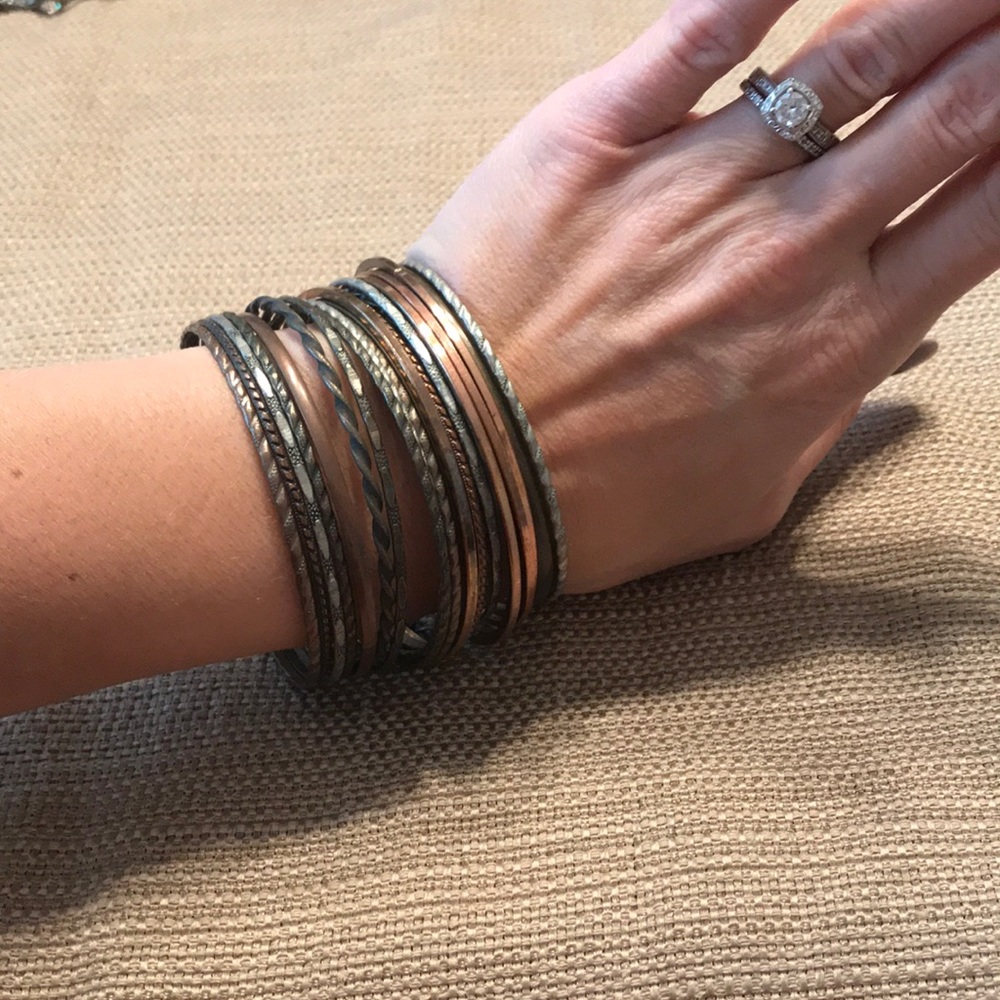 Set of 21 bangles